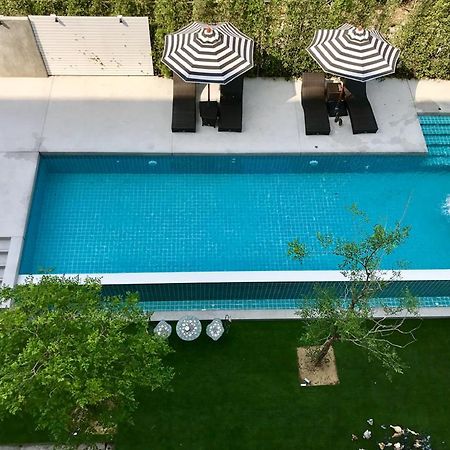 Baan Oliver Srinakarin Bangkok Extérieur photo