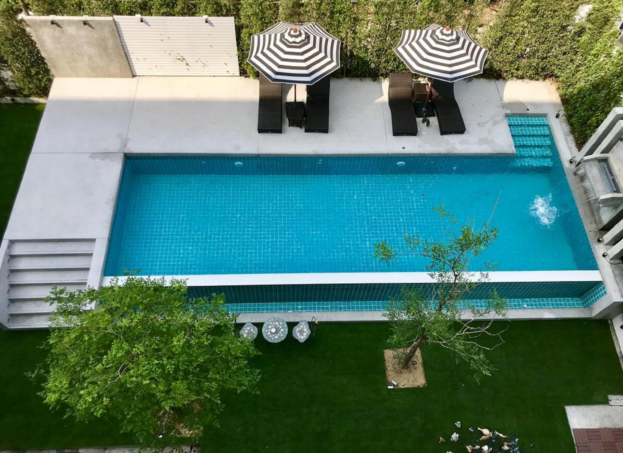 Baan Oliver Srinakarin Bangkok Extérieur photo