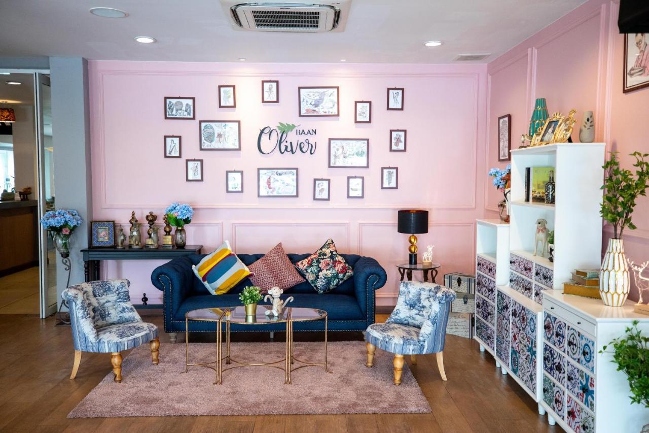 Baan Oliver Srinakarin Bangkok Extérieur photo