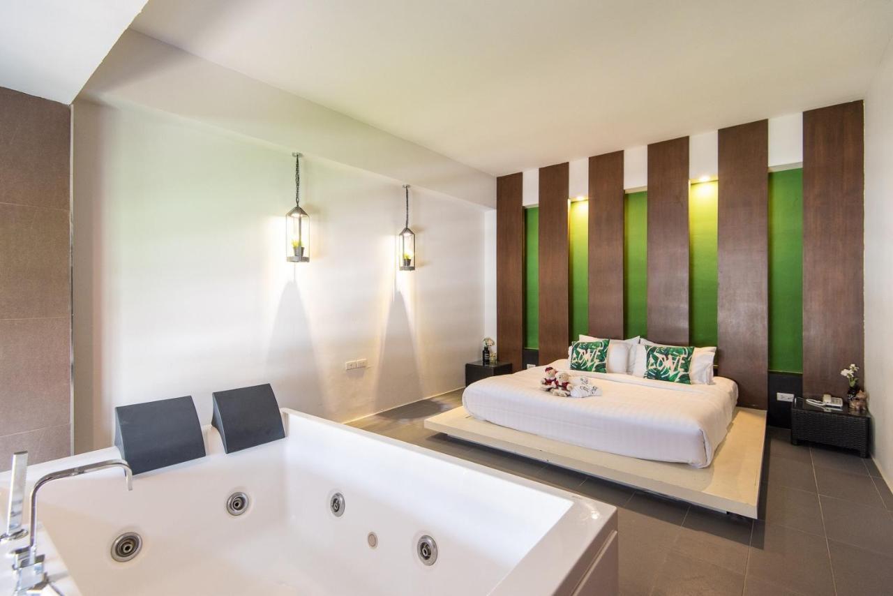 Baan Oliver Srinakarin Bangkok Extérieur photo